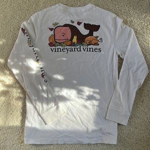 vineyard vines Thanksgiving long sleeved t-shirt. Size small boys